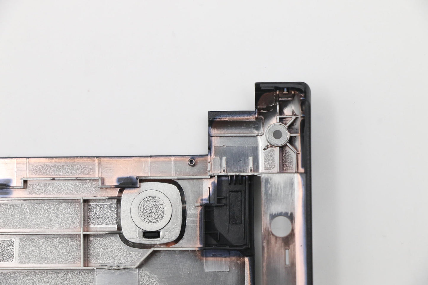 Lenovo Lower Case Cover, Non-Ultra Low Temperature Compatible - 5CB0M32013