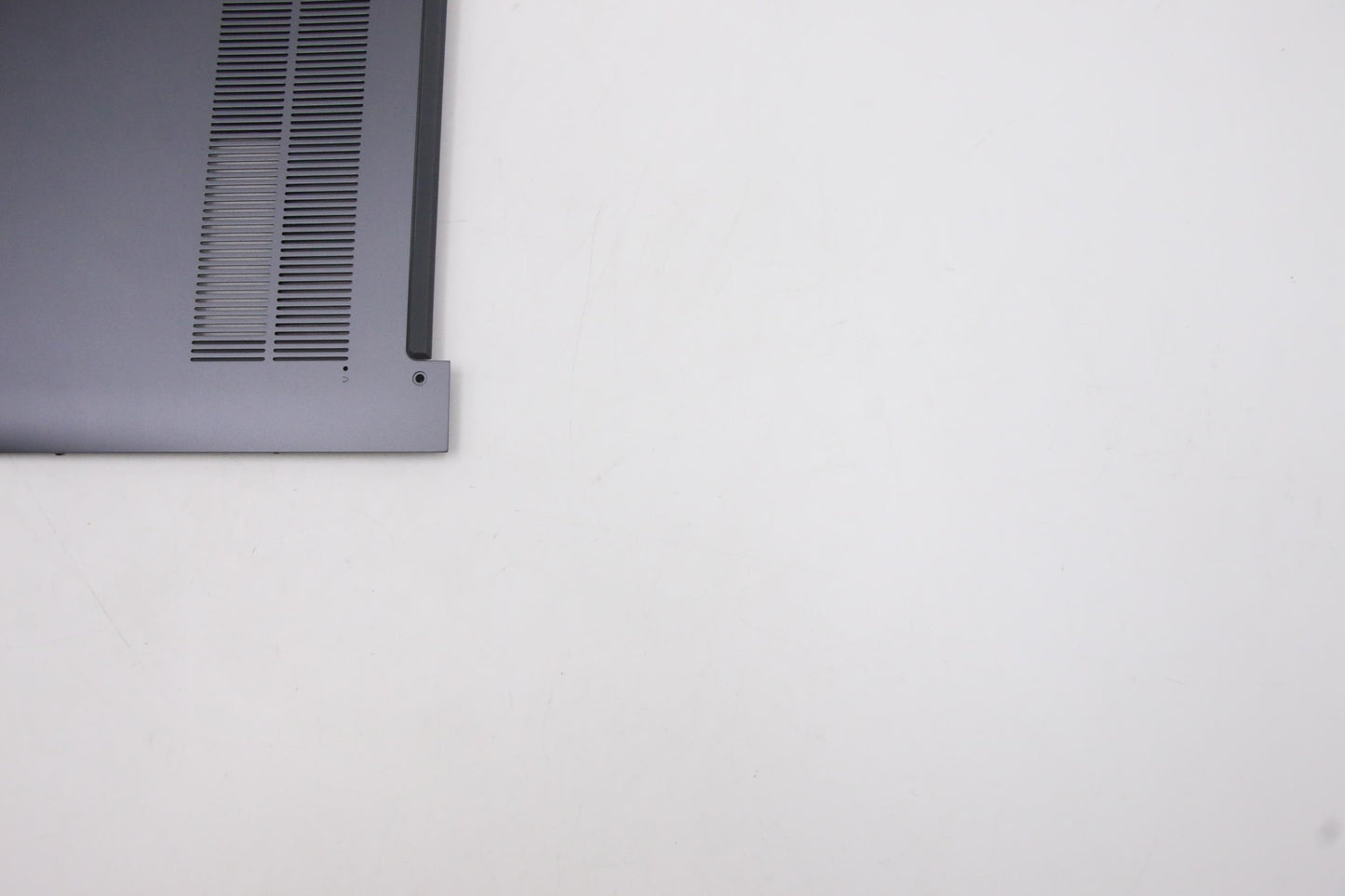 Lenovo Lower Case W 82DE SGY - 5CB0Z37679