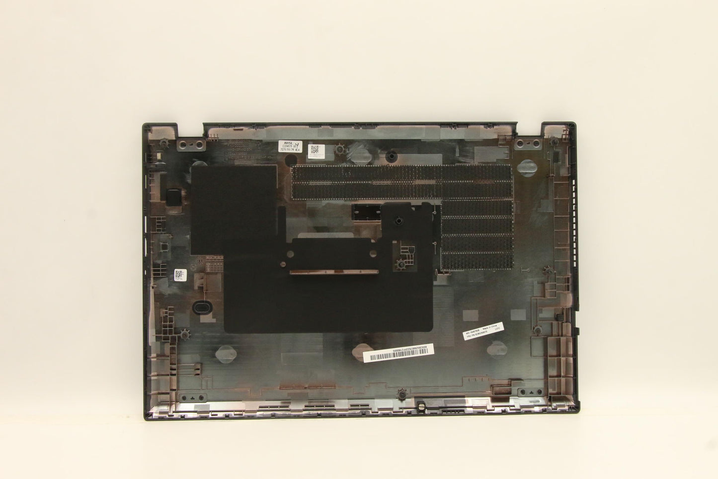 Lenovo T15G2 D-Cover, Black, WO WWAN - 5CB0Z69570