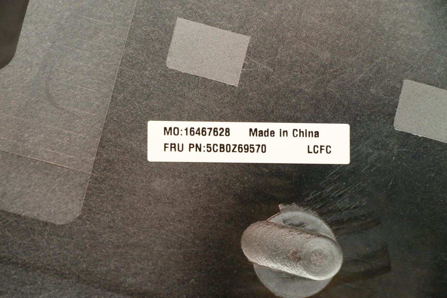 Lenovo T15G2 D-Cover, Black, WO WWAN - 5CB0Z69570