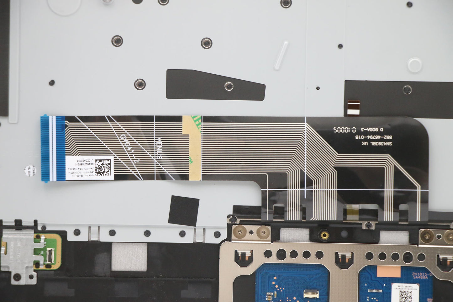 Lenovo Cover Upper Case Asm_Uke L82Bh - 5CB1A16222