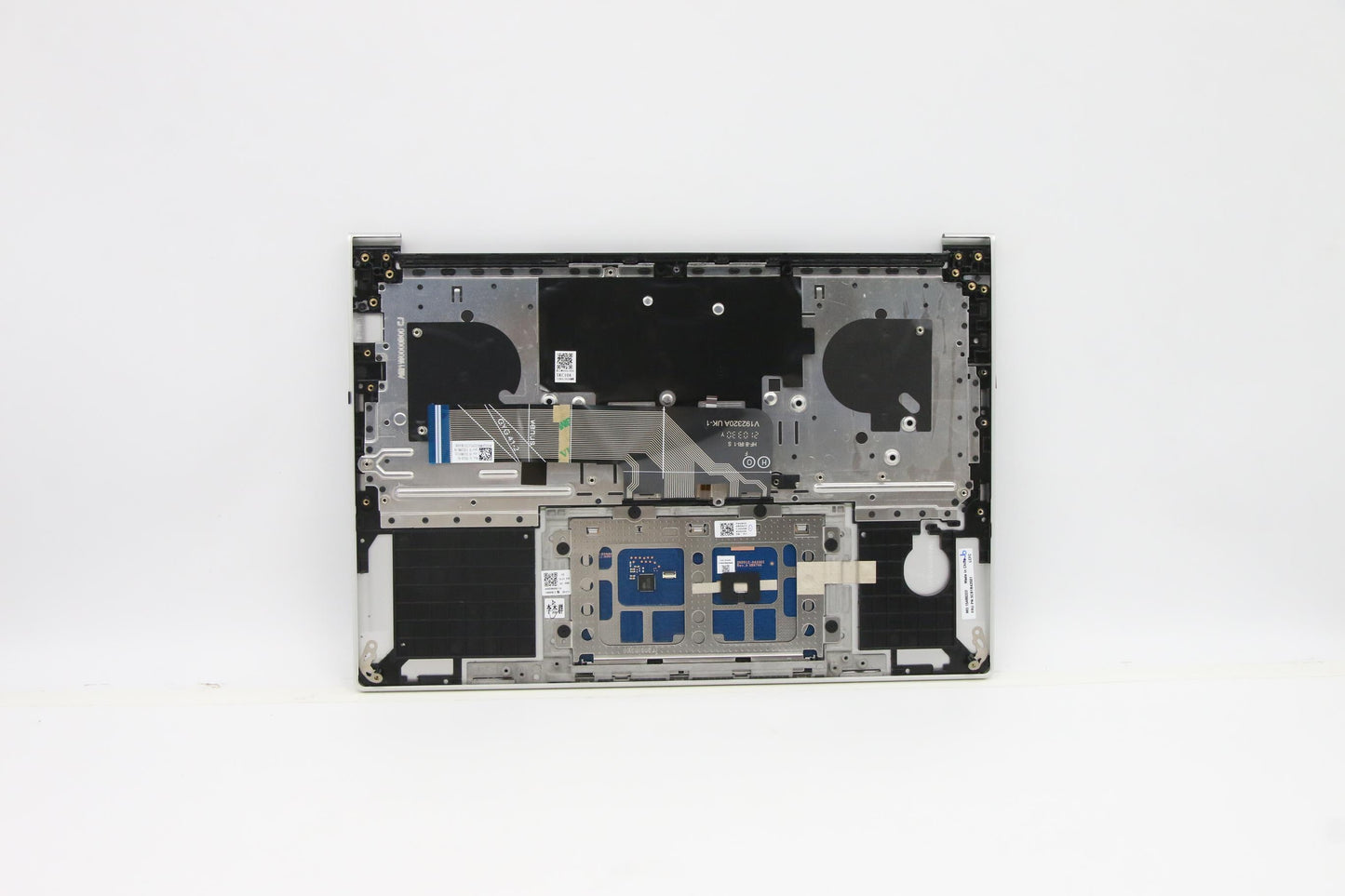 Lenovo Cover Upper Case Asm_Bul L82La - 5CB1B43501