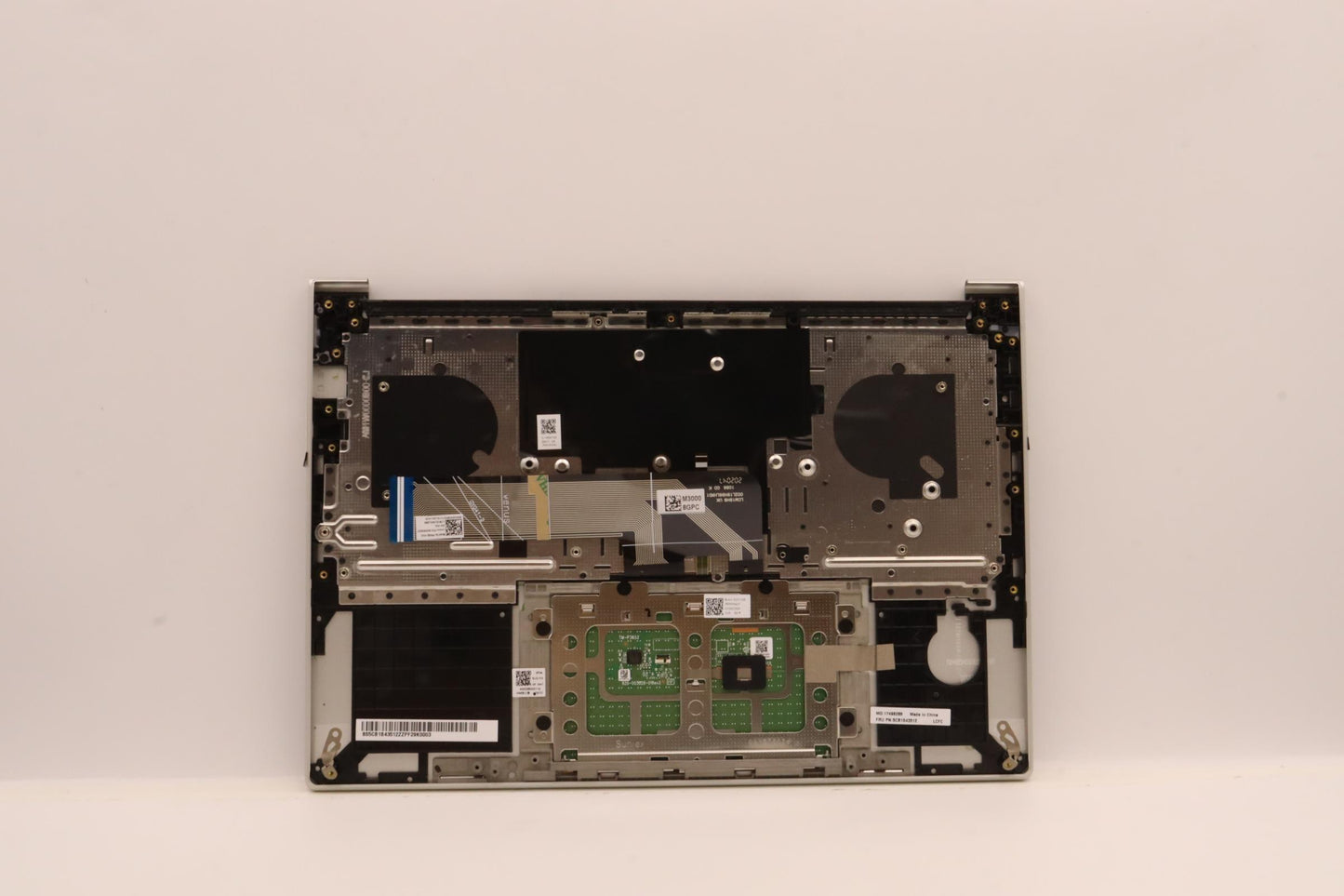 Lenovo Cover Upper Case Asm_Hun L82La - 5CB1B43512