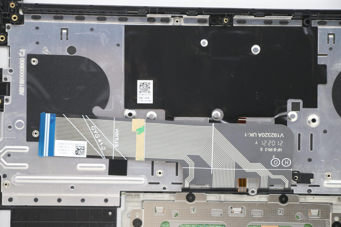 Lenovo Cover Upper Case Asm_Slv L82La - 5CB1B43521