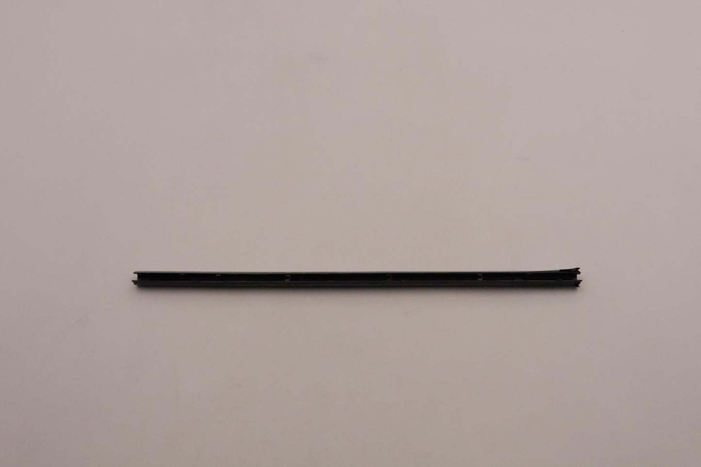 Lenovo Hinge Cover L 82TL SG - 5CB1J35997