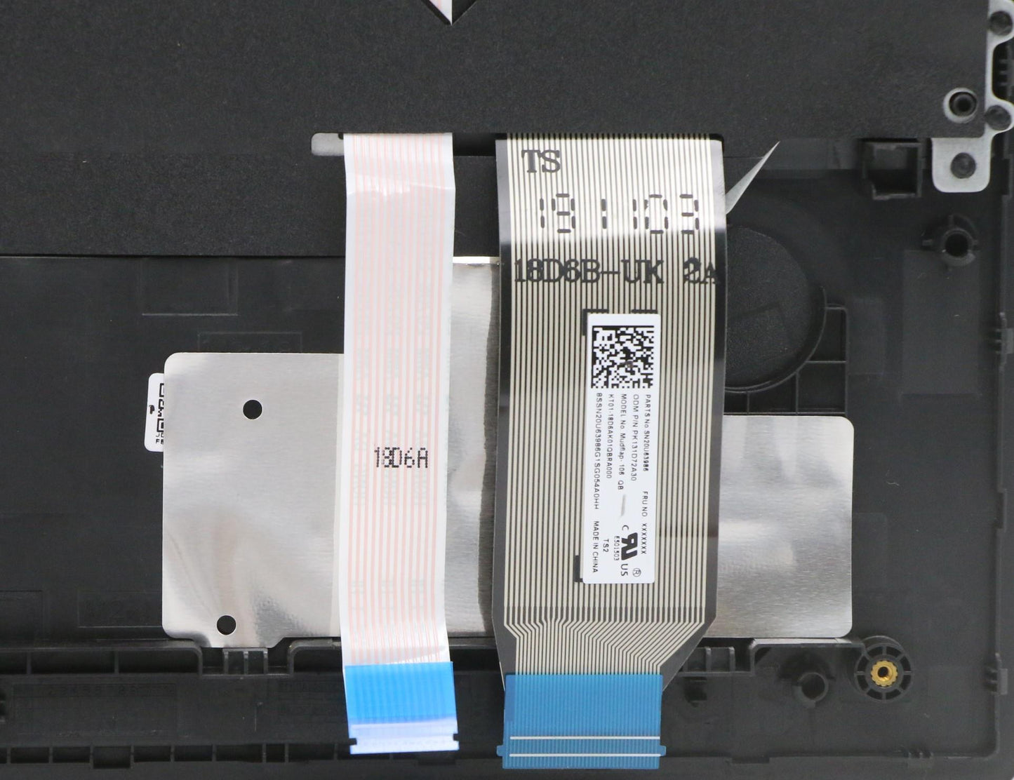 Lenovo C-Cover with Keyboard, Canadian French, Black, Non-Backlit - 5M10V16894