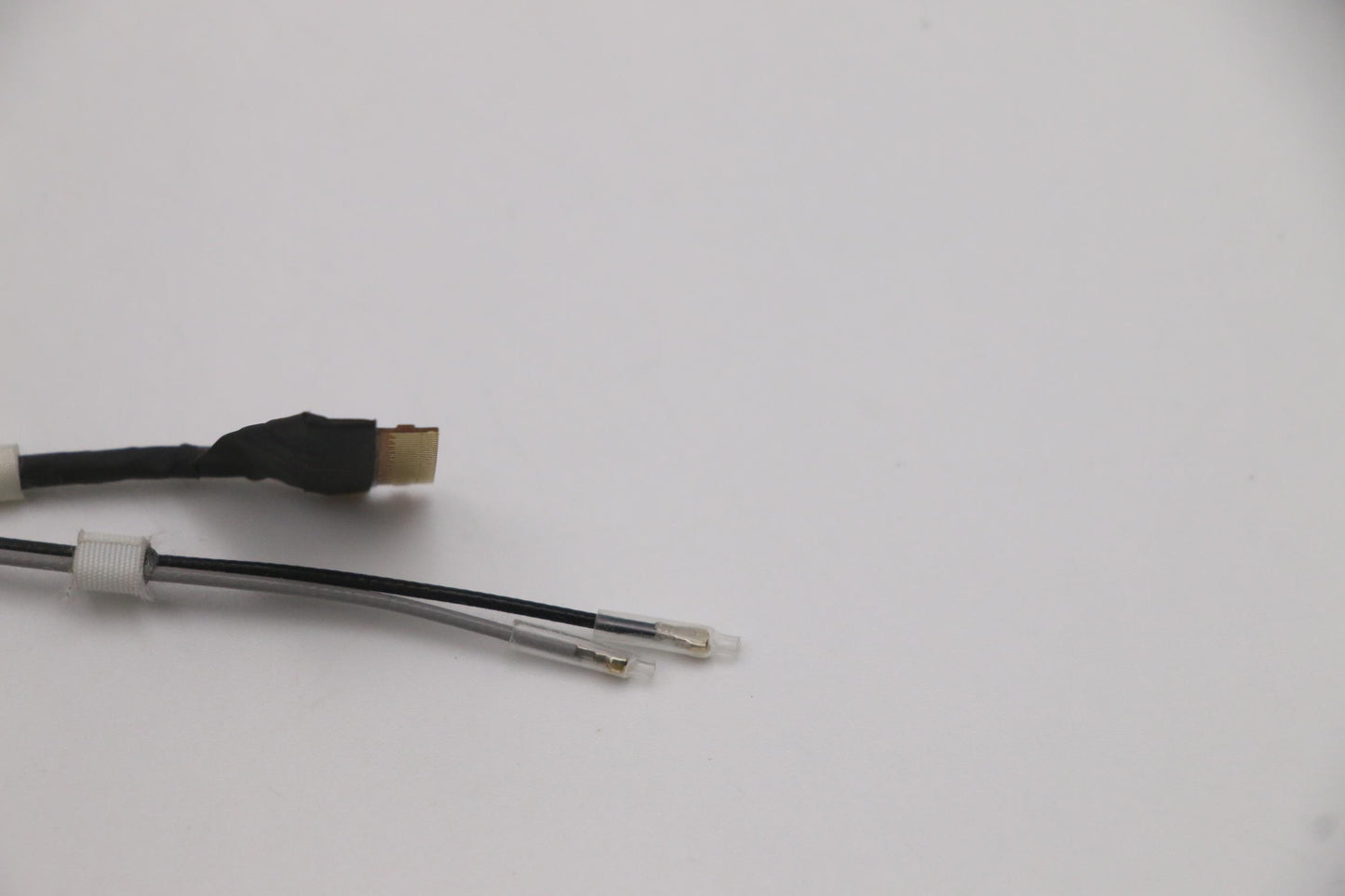 Lenovo LCD Module, 16", WQUXGA, Non-Touch, Anti-Glare, IPS, 600nit, 100% Color Gamut, Color Calibration - 5M11D12288