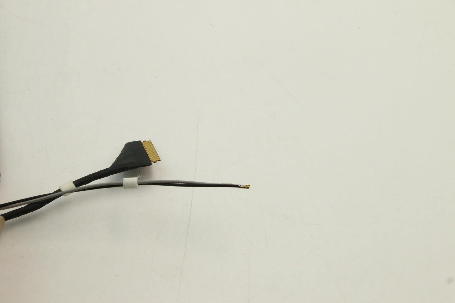 Lenovo LCD Module, 16" WQUXGA, Touch, Anti-Reflection, Anti-Smudge, IPS, 600 nits, 100% CG, Color Calibration - 5M11D12290