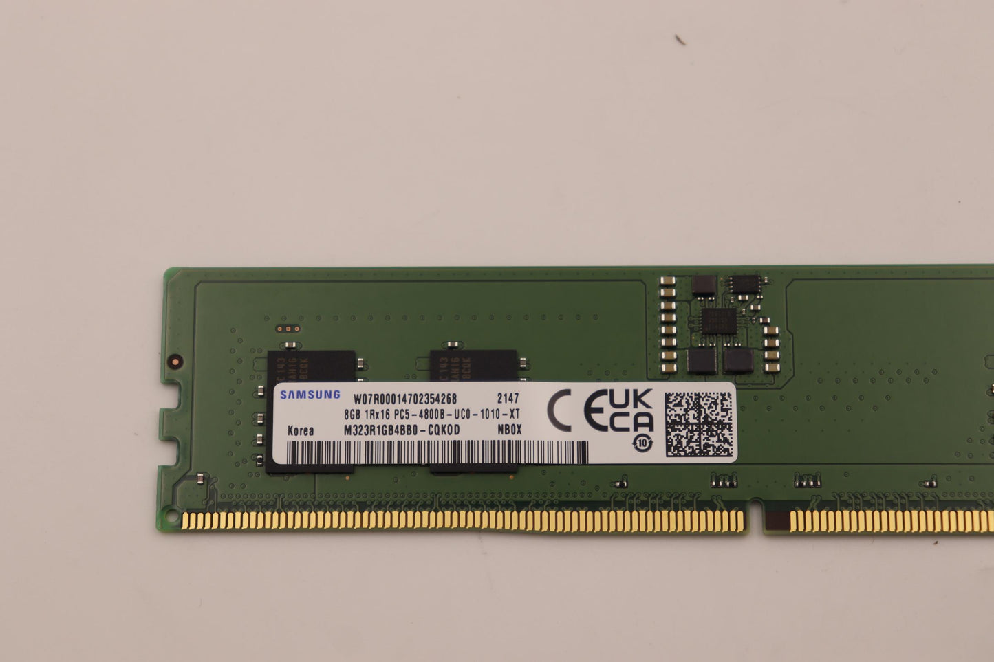 Lenovo 8GB DDR5-4800 UDIMM RAM by Samsung - 5M30Z71686