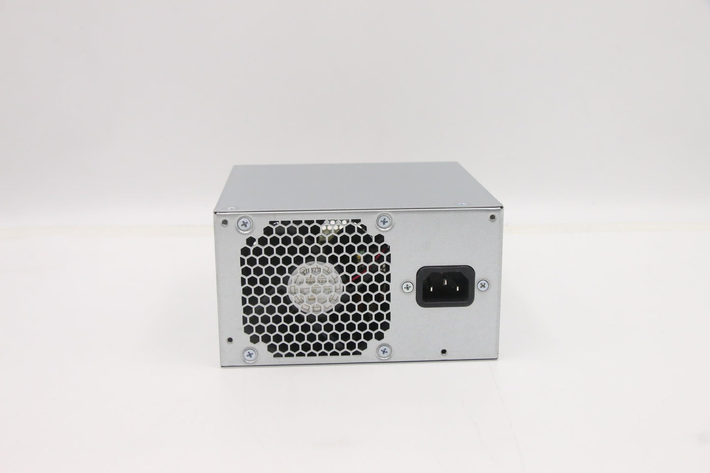 Lenovo Power Supply FRU, 100-240Vac, 250W, 85% Efficiency - 5P51D77045