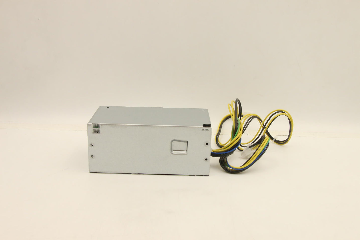 Lenovo - 100-240Vac, TFX260W, 85% - 5P51D77076