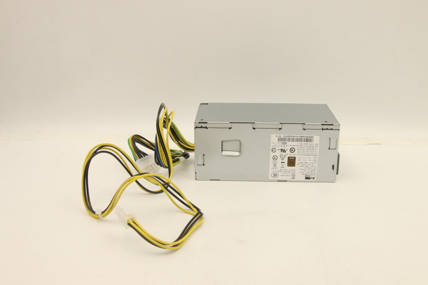 Lenovo - 100-240Vac, TFX260W, 85% - 5P51D77076