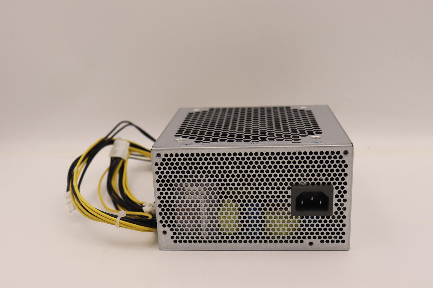 Lenovo Desktop Power Supply Unit 750W AC - 5P51D77106