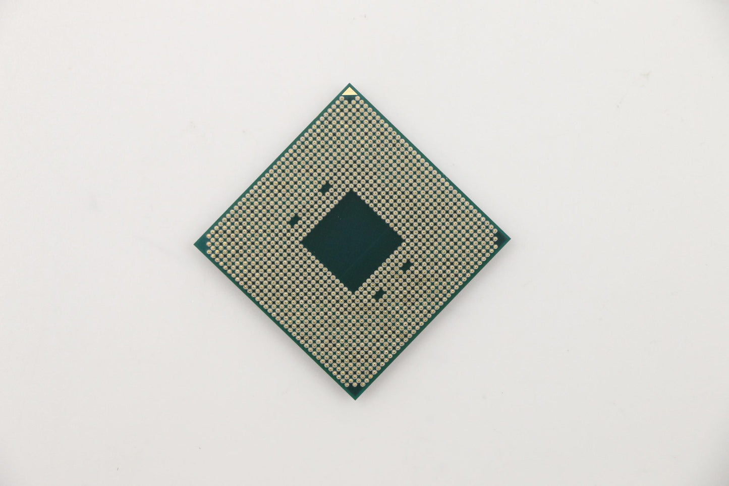 Lenovo AMD Ryzen 7 PRO 3700 Processor, 3.6GHz, 8 Cores, 65W - 5SA0U56116