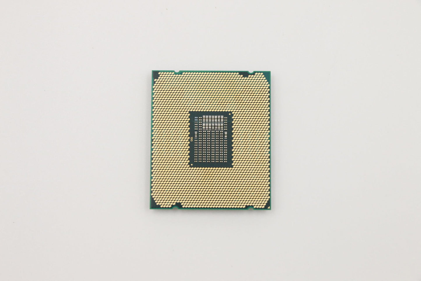 Lenovo Intel Xeon Processor W-2225, 4.1GHz, 4C, 105W - 5SA0U56168