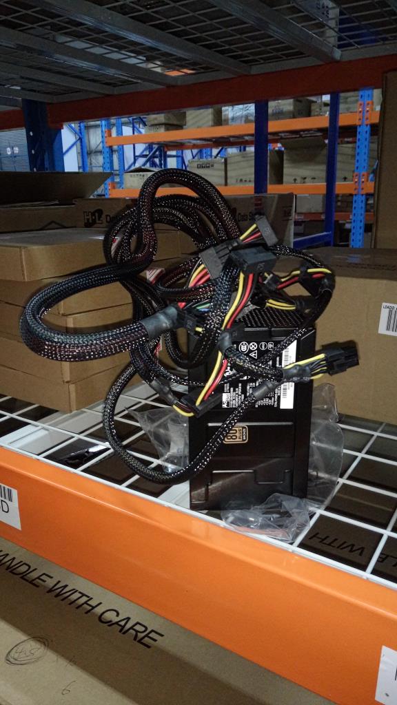 Lenovo 450W Internal Power Supply Unit, 100-240V AC Input - 54Y8930