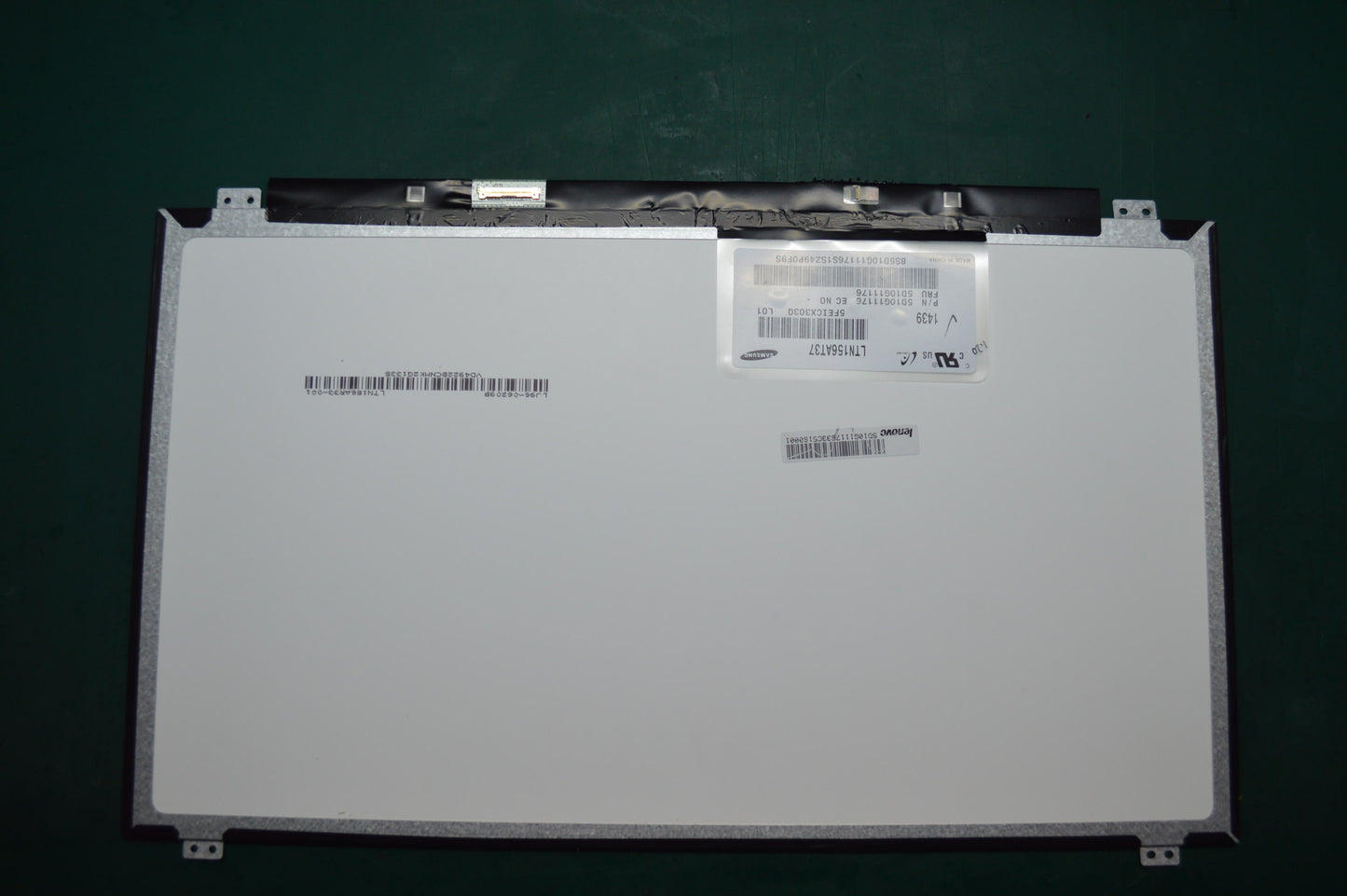 Lenovo SDC LTN156AT37-L01 HD LCD Panel - 5D10G11176