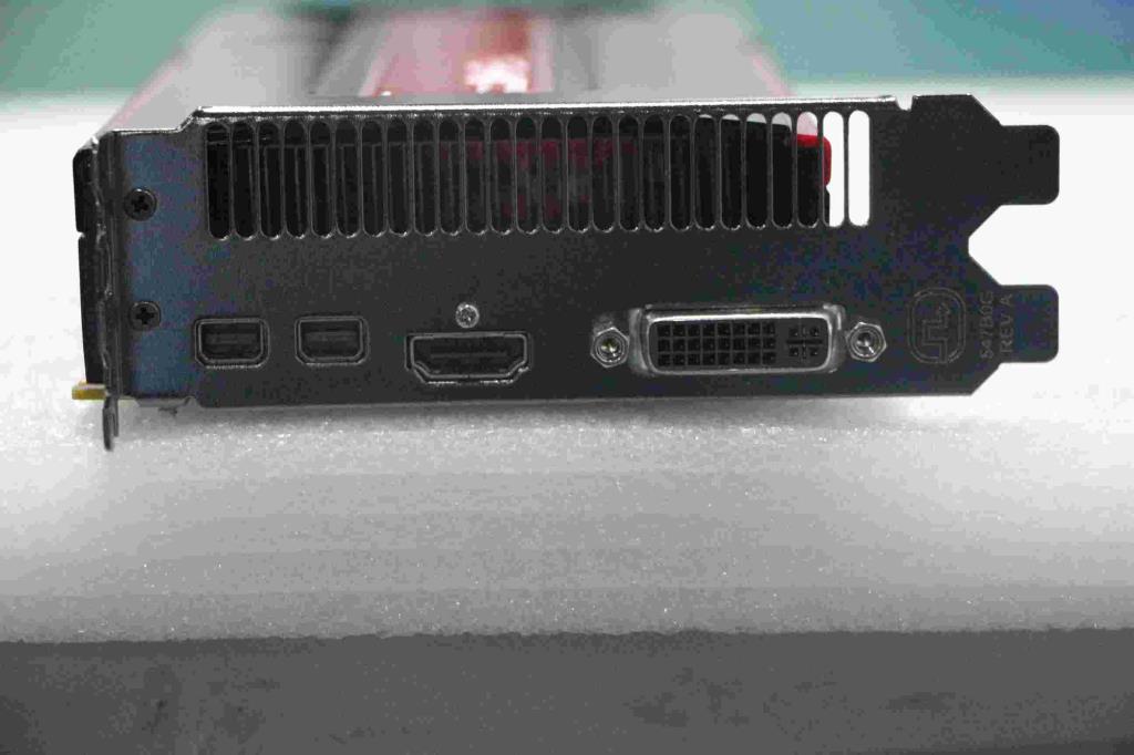 Lenovo Vga Amd Hd8950 3G/B/D/H/2Minid - 11201704