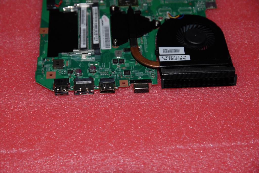 Lenovo Mb Uma E300 1.3G W/Bt Wo/3G Lb - 11014136