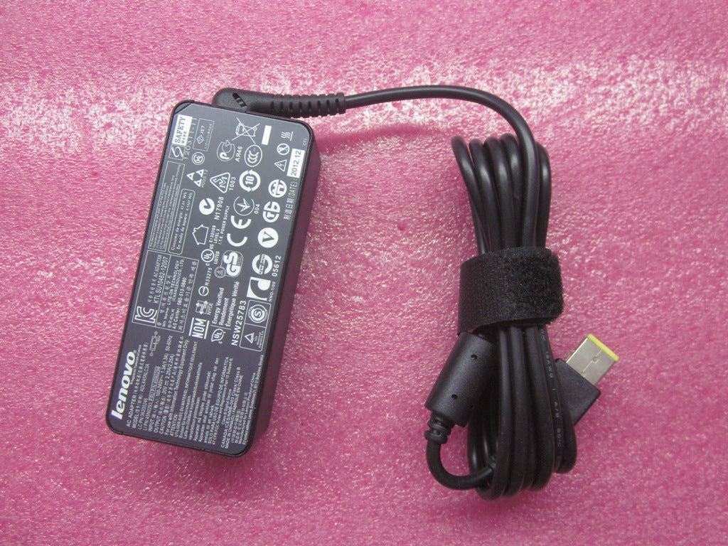 Lenovo AC Adapter, 45W, 20V, 3-Pin, Worldwide - 45N0294