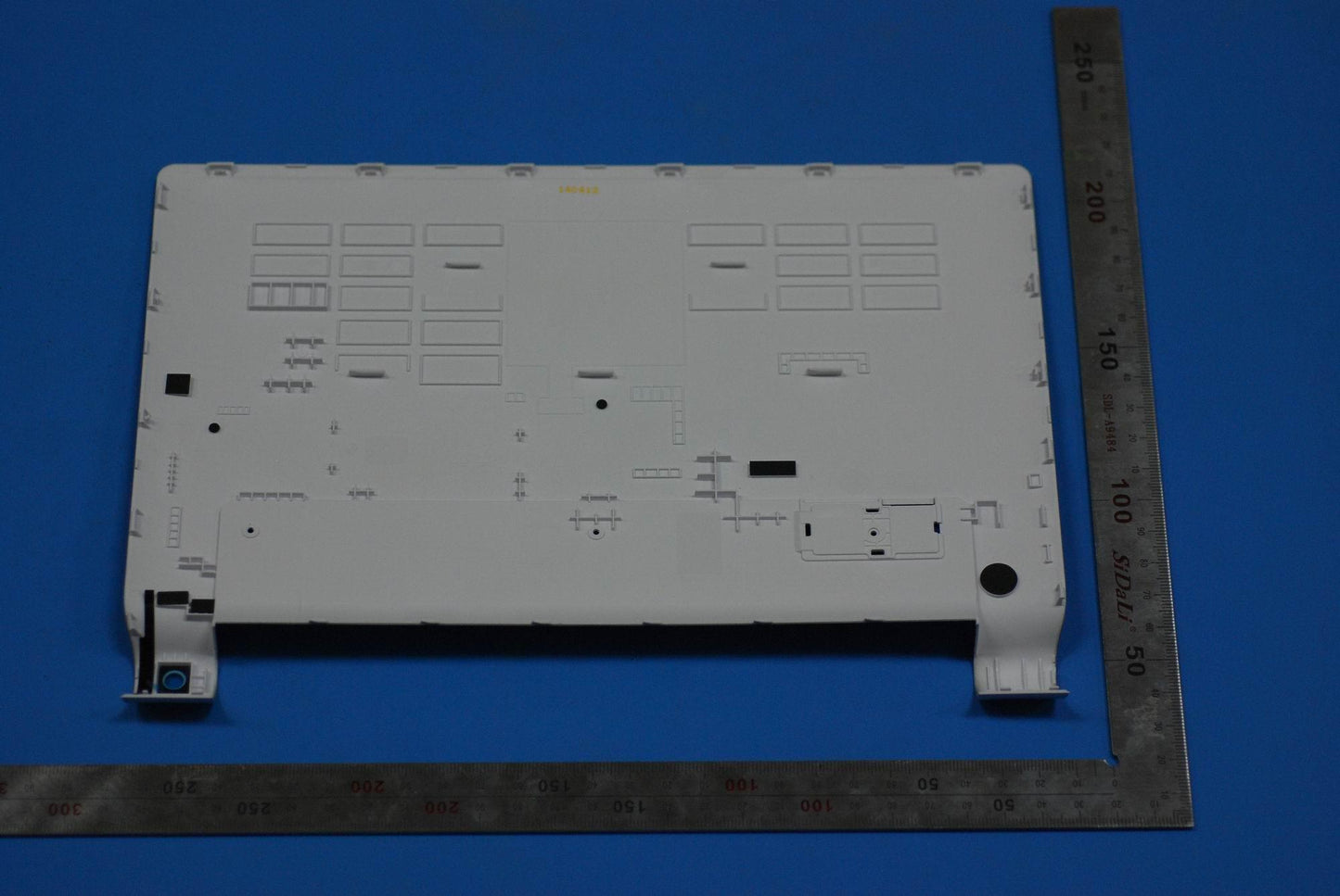 Lenovo B8080 Wifi Rear Cover Assembly - 5SR9A6MWG1