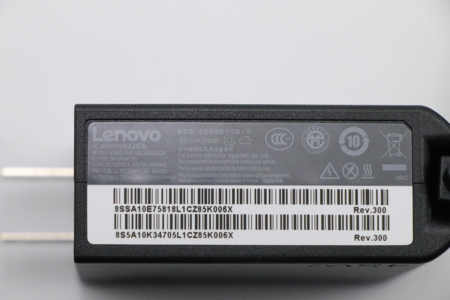 Lenovo 00HM640 Ad Ac Adapters