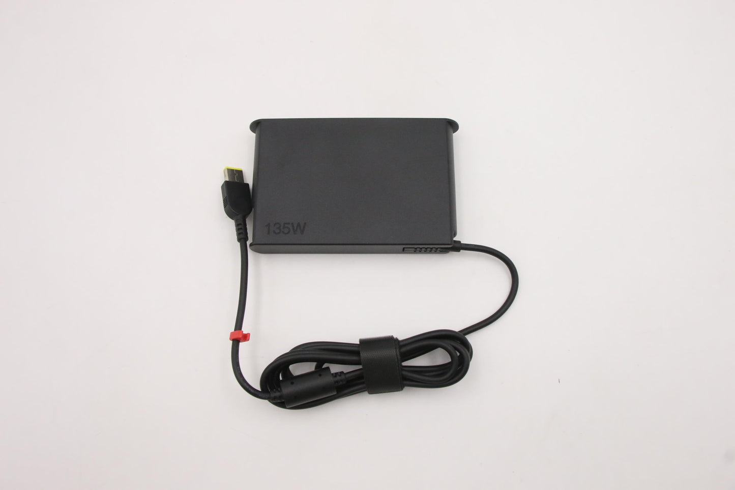 Lenovo (00HM688) - AC Adapter, Rectangle, 135W, 3-Prong, Black