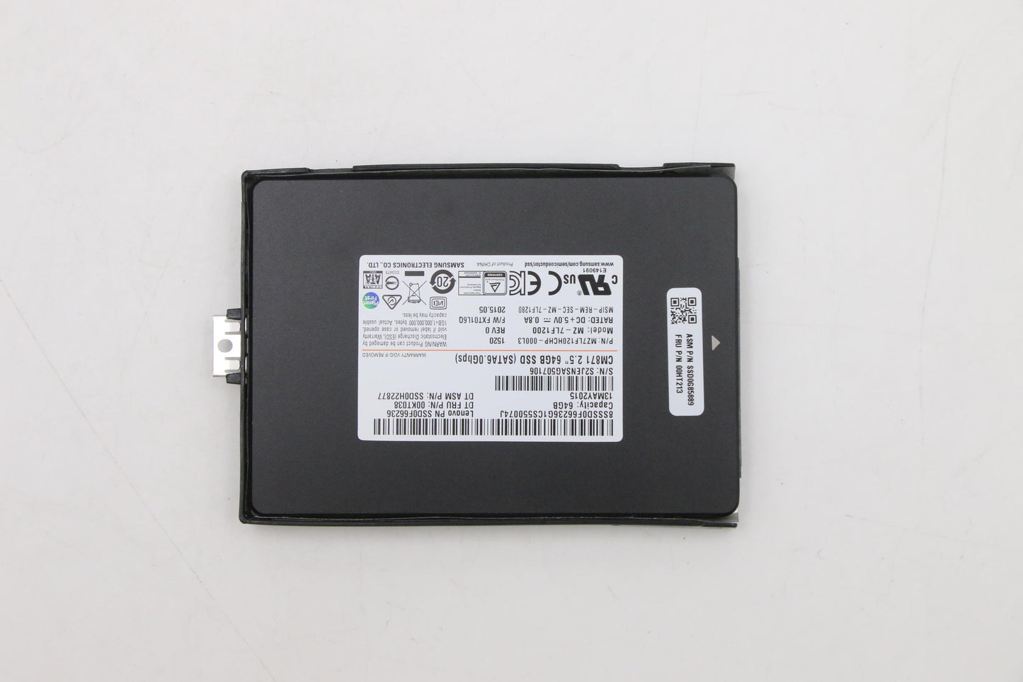 Lenovo Sd Solid State Drives - 00HT213