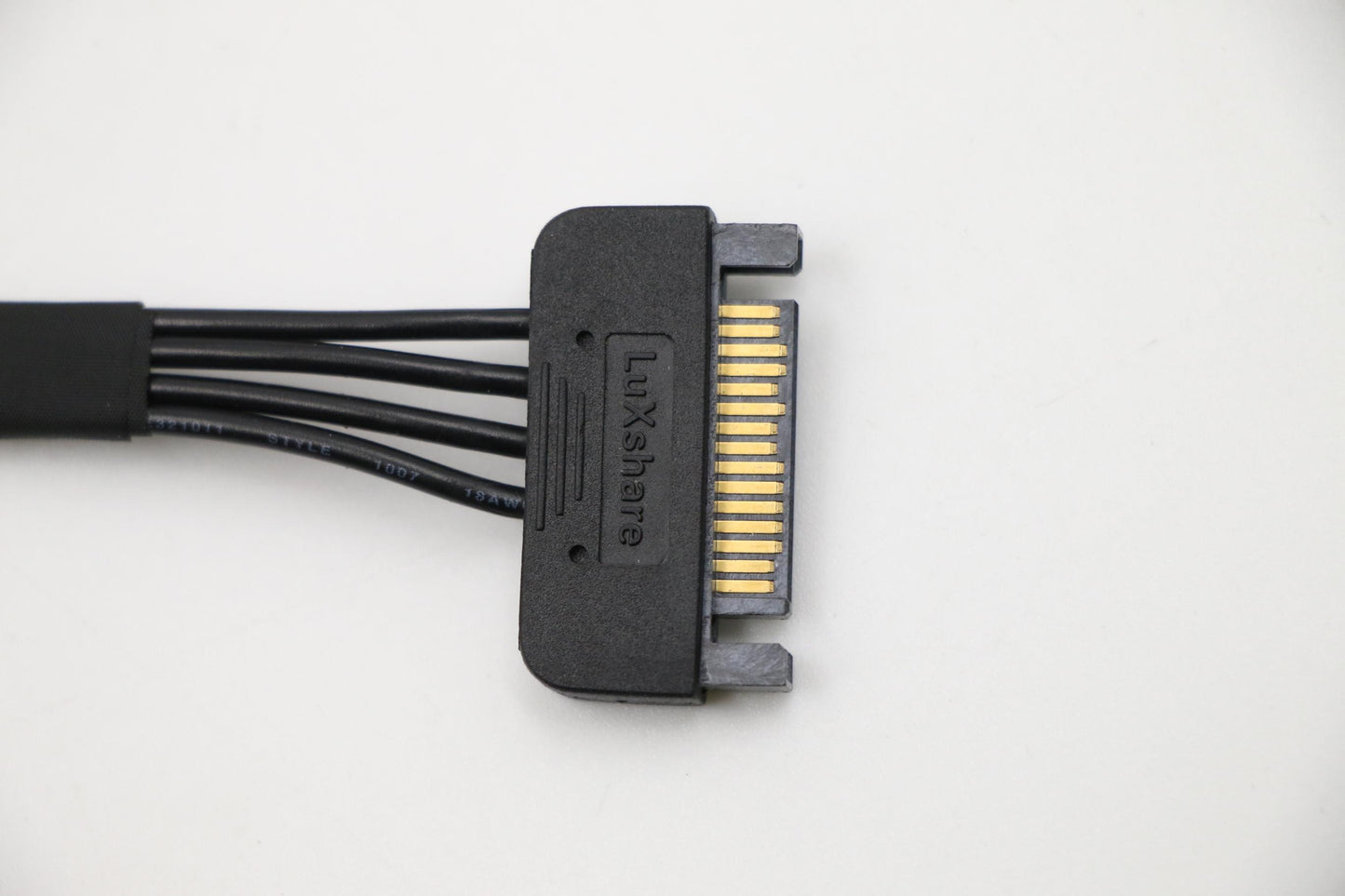 Lenovo Cable Tandberg Tape Drive Powe - 00HV787