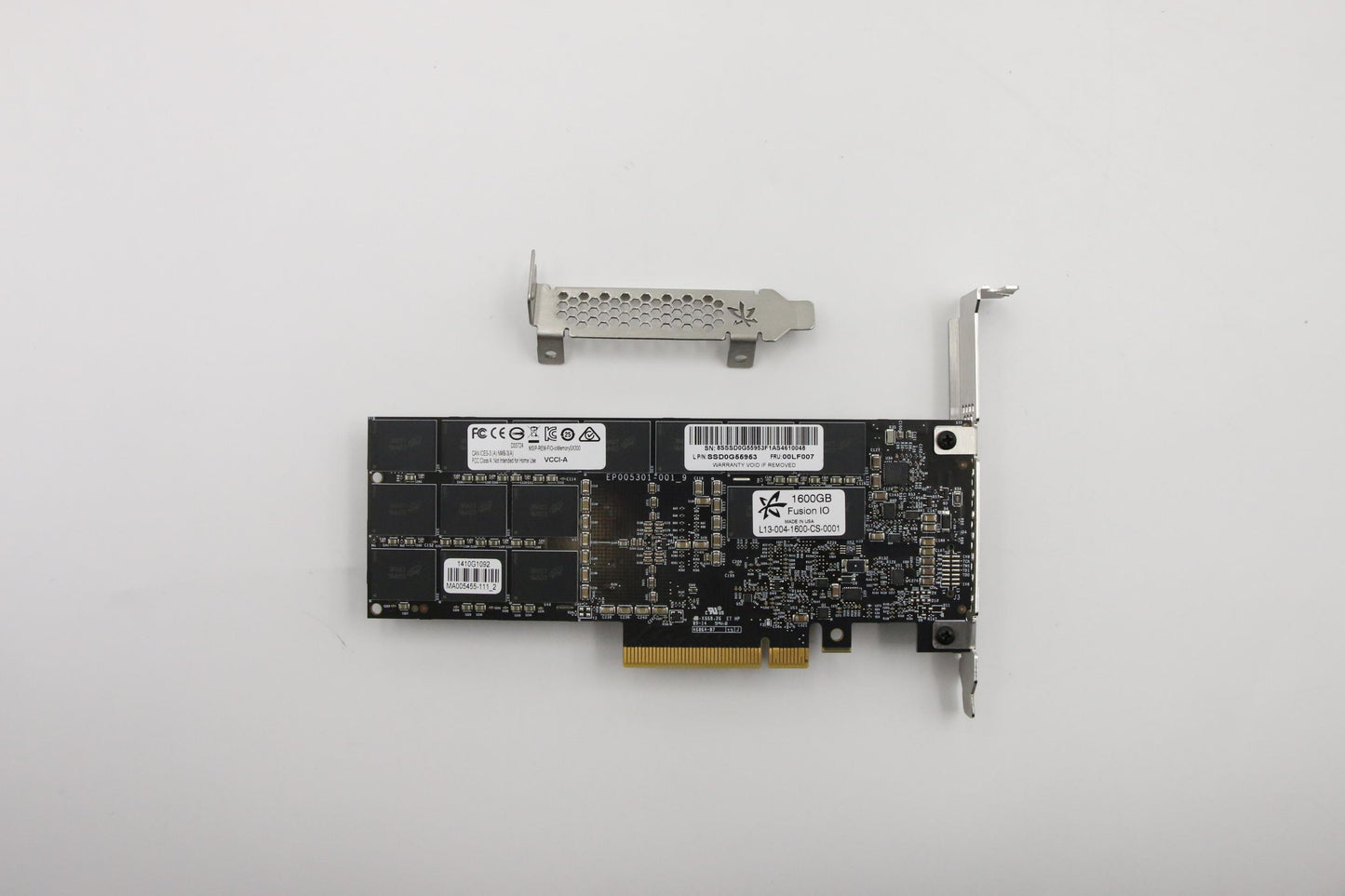 Lenovo Sd Solid State Drives - 00LF007
