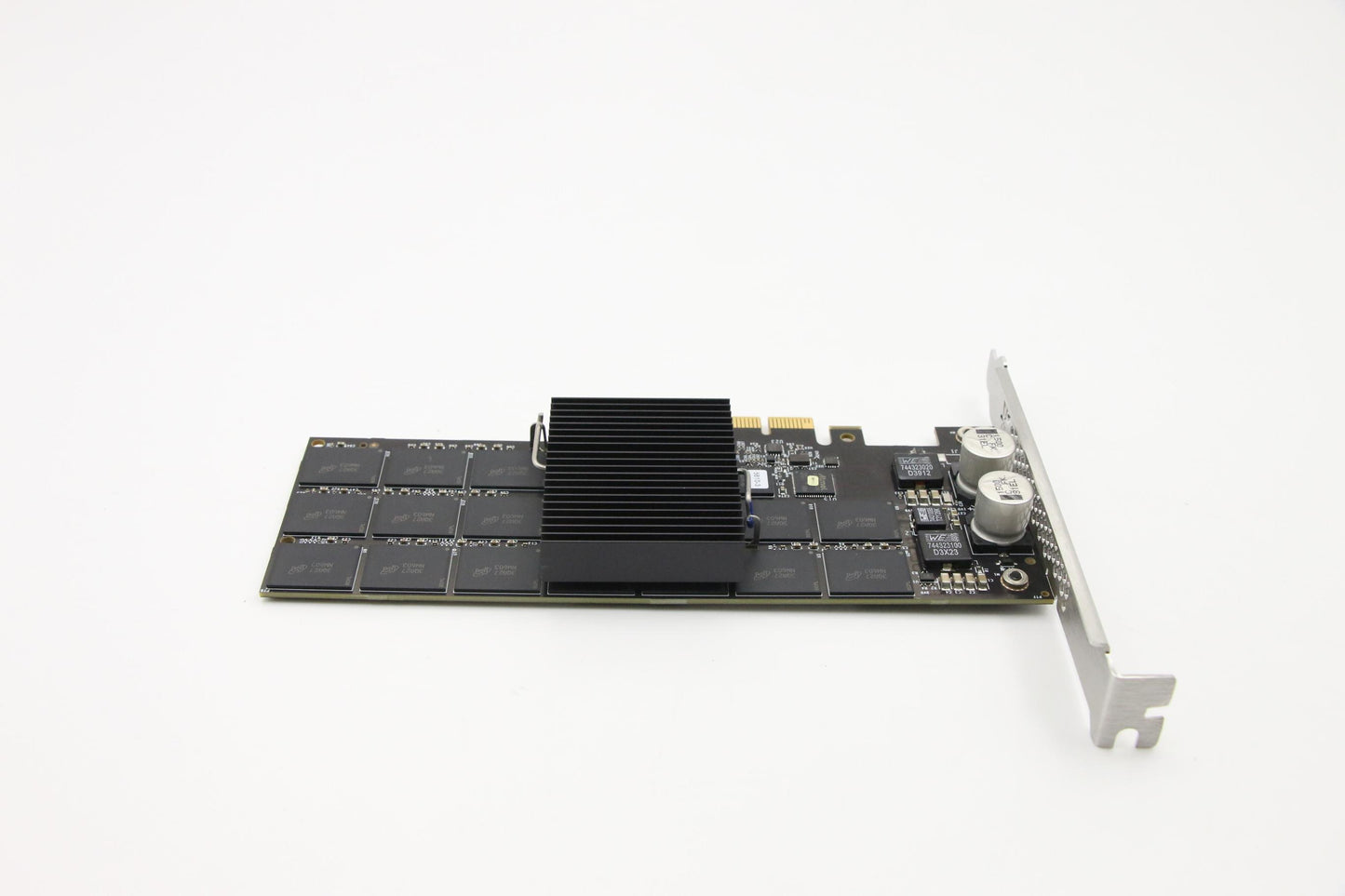 Lenovo Sd Solid State Drives - 00LF007