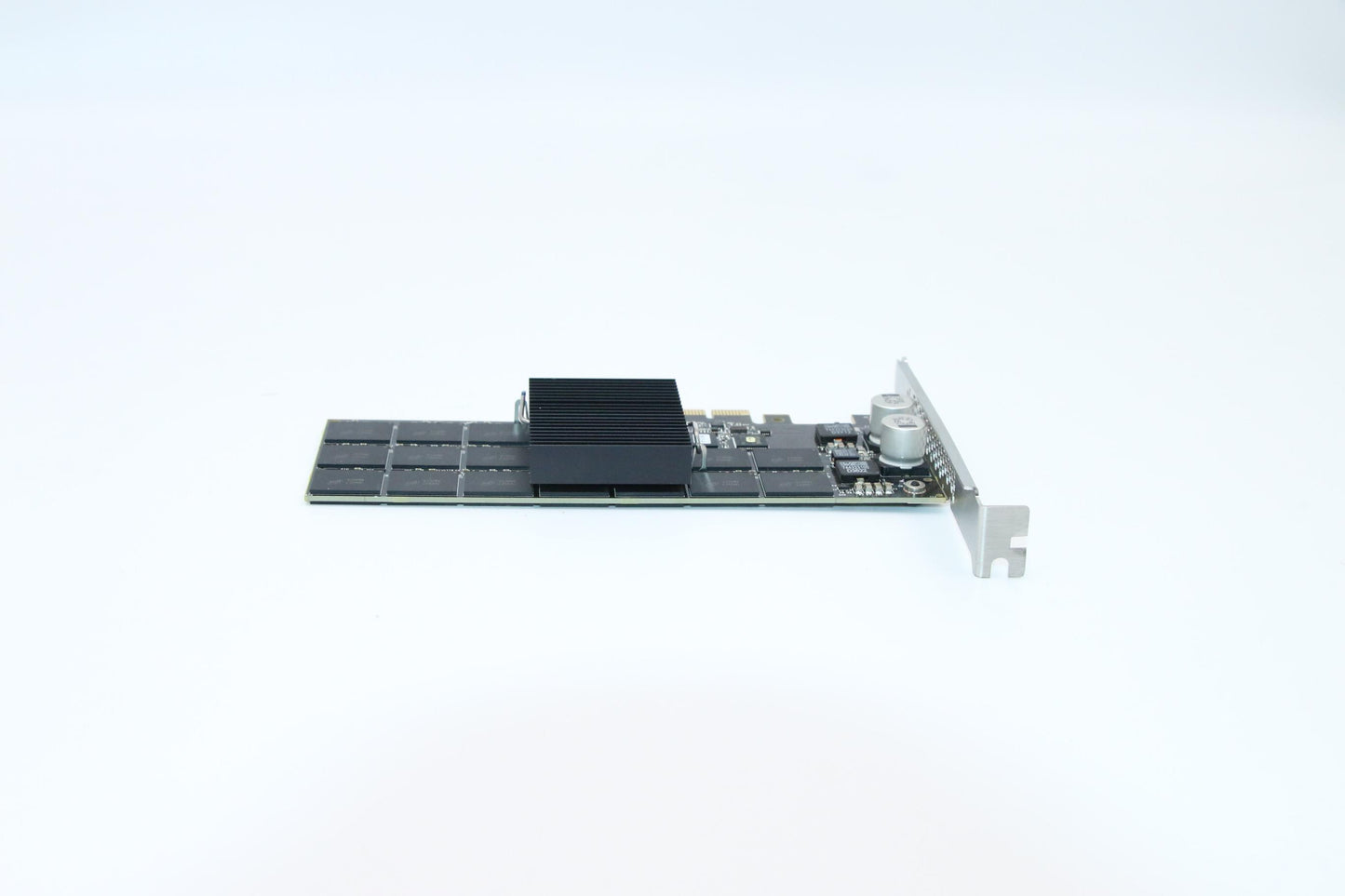 Lenovo Sd Solid State Drives - 00LF008