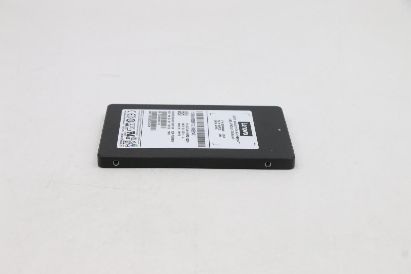 Lenovo Sd Solid State Drives - 00LF230