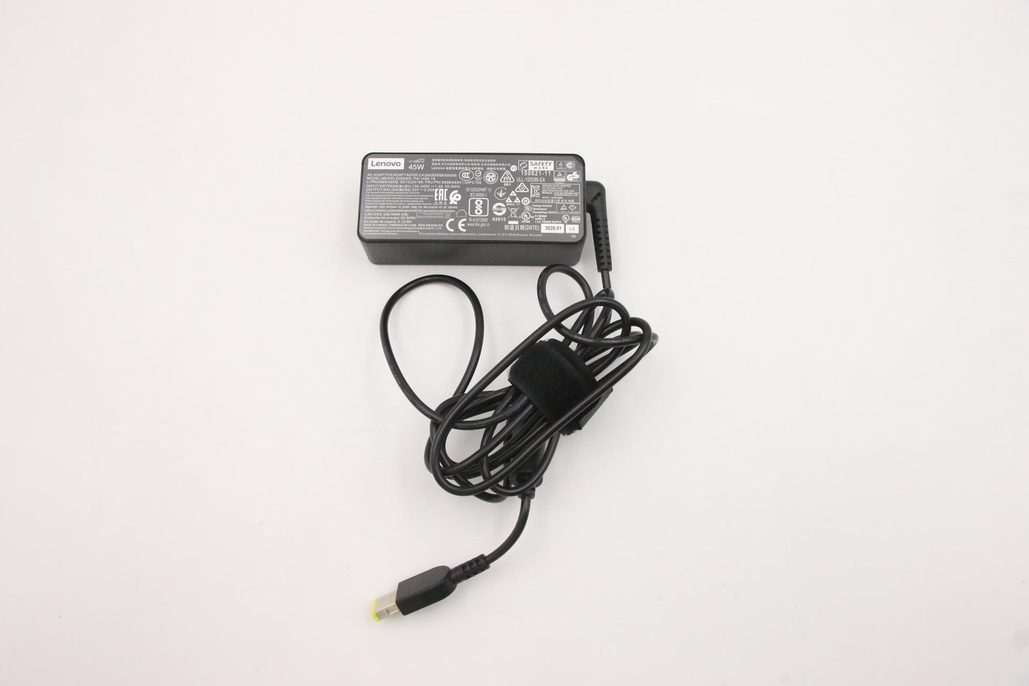 Lenovo (00PC756) AC Adapter, Rectangle, 45W, 3-Pin, Black