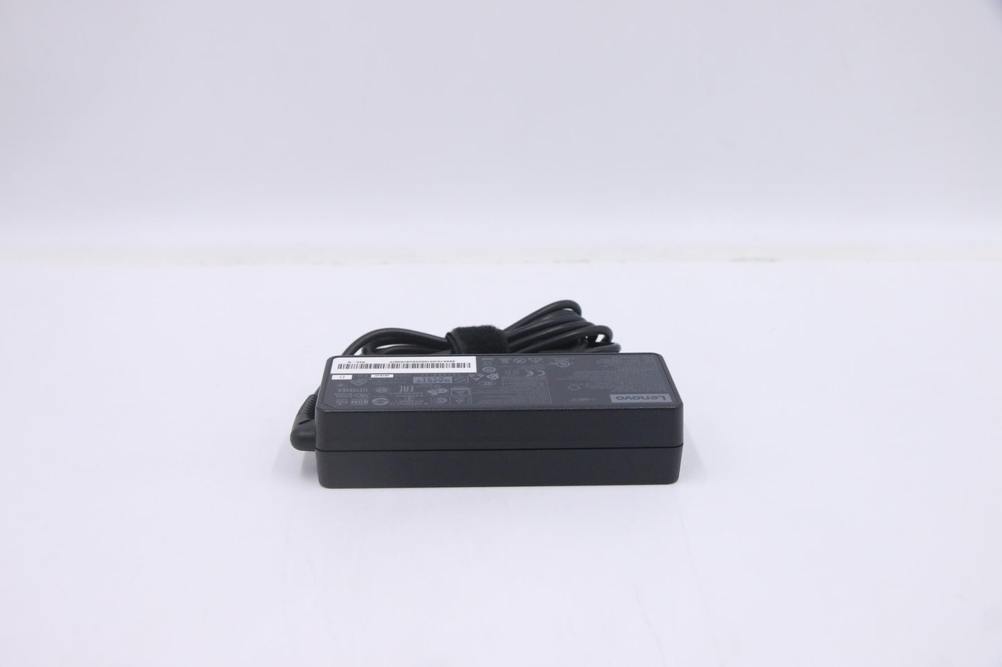 Lenovo Ac_Adapter,90W,100-240Vac,3P - 00PC758