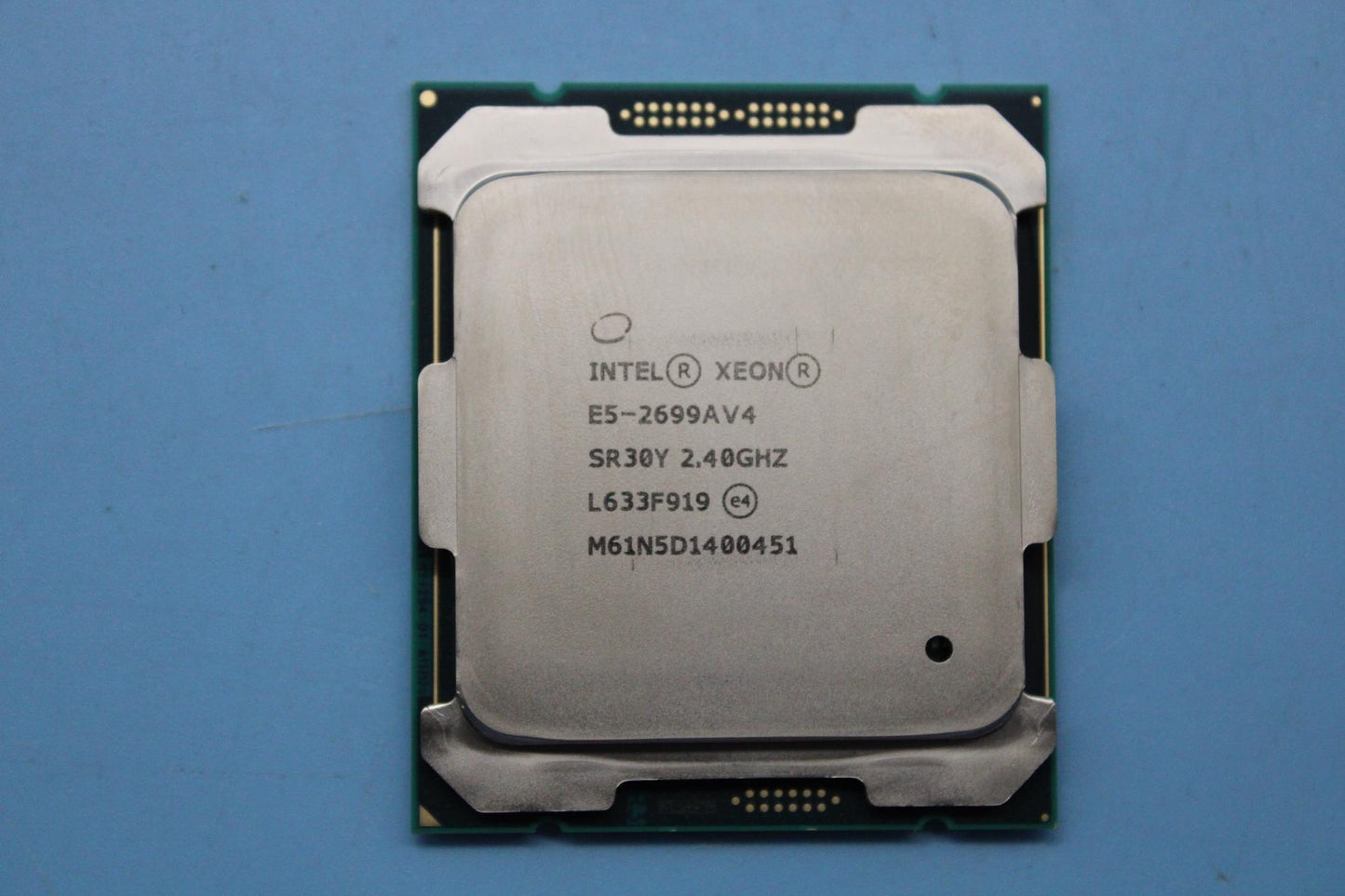 Lenovo Intel Xeon Processor E5-2699R - 00PH828
