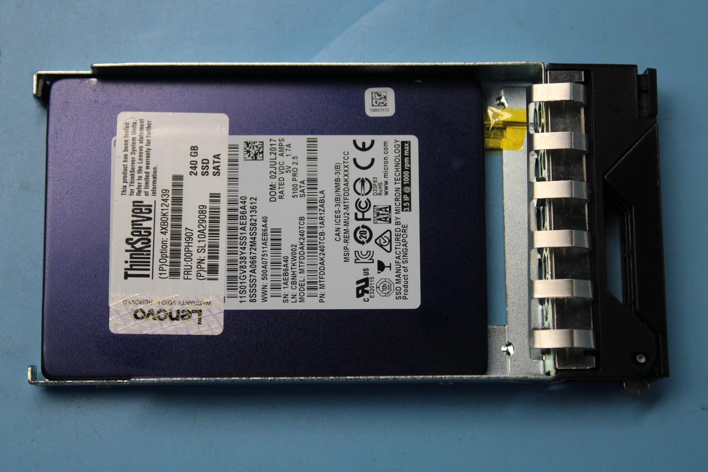 Lenovo Nhs 240Gb 6Gb Sata 2.5-Inch As - 00PH907