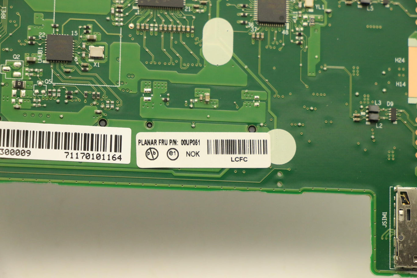 Lenovo Mb - 00UP051