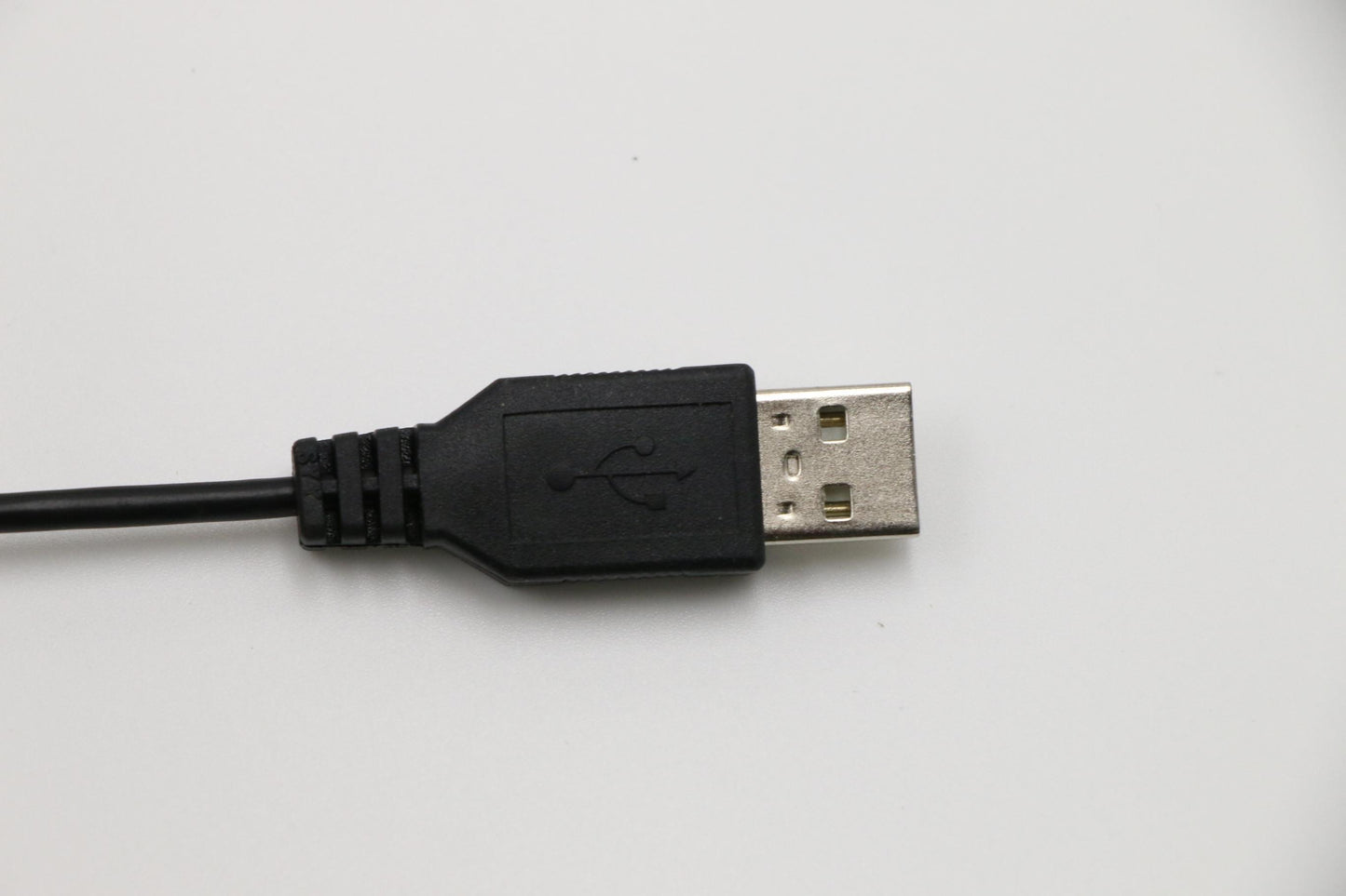 Lenovo Dt Kyb Slim Usb Kb N L-B Hebre - 00XH741