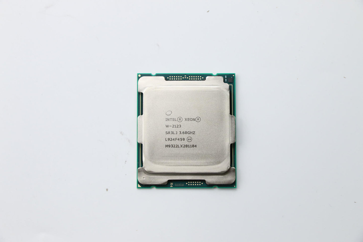 Lenovo Xeon W-2123 3.6G 4C 120W - 01AG206