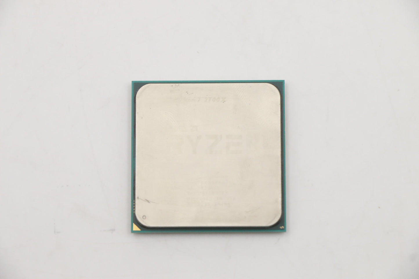Lenovo Amd Ryzen 7 2700X 3.7Ghz8C16M1 - 01AG265