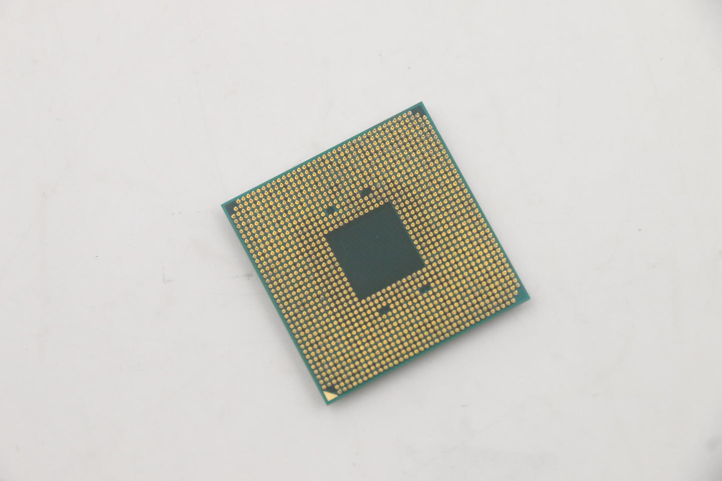 Lenovo Amd Ryzen 7 2700X 3.7Ghz8C16M1 - 01AG265