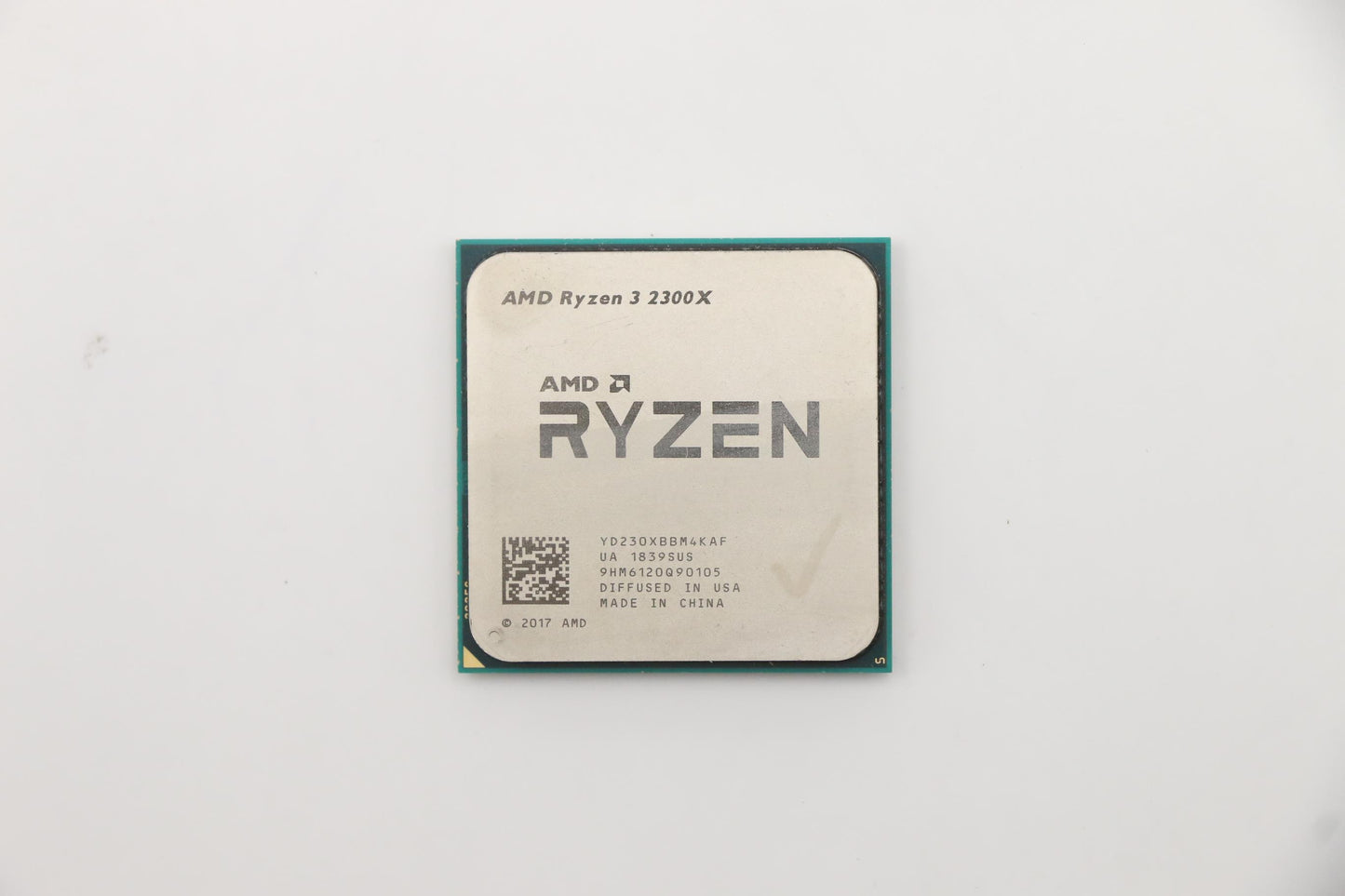Lenovo Amd Ryzen 3 2300X 3.5G 4C - 01AG273