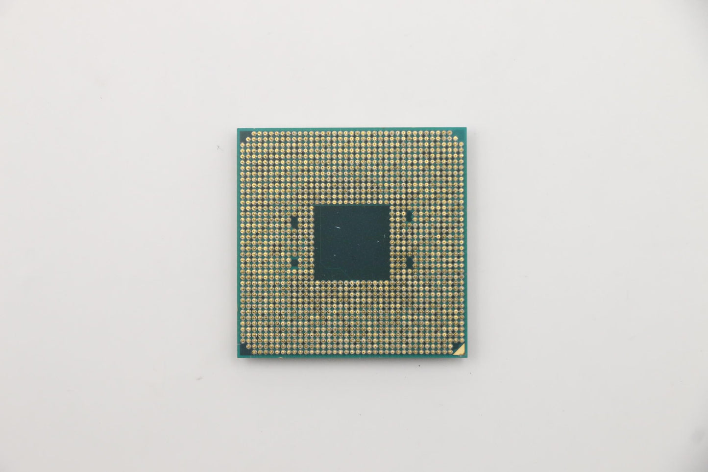 Lenovo Amd Ryzen 3 2300X 3.5G 4C - 01AG273
