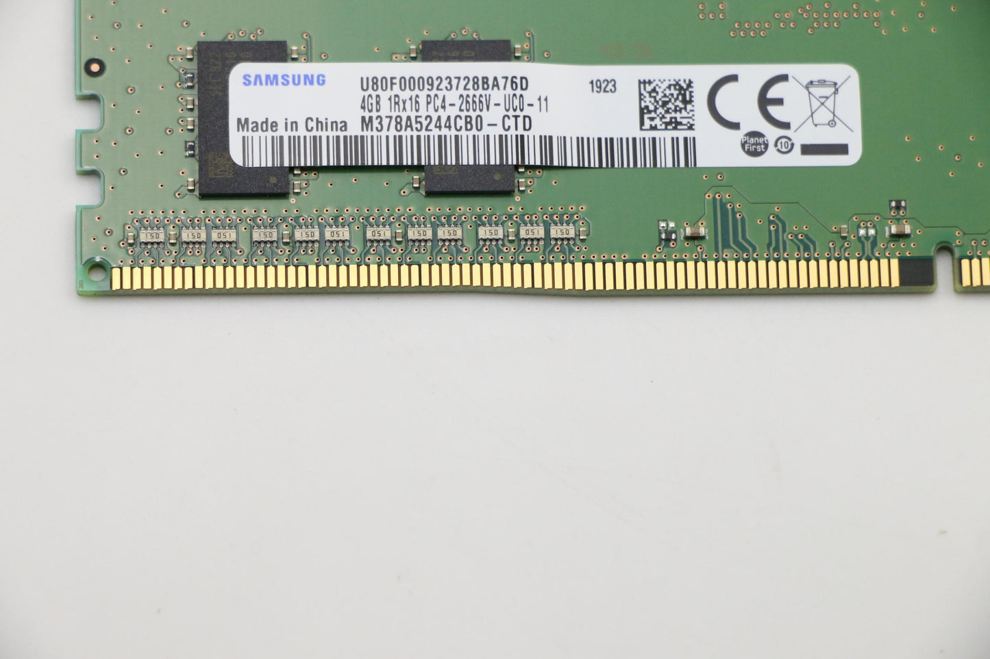 Lenovo (01AG833) 4GB DDR4 2666MHz UDIMM by Samsung