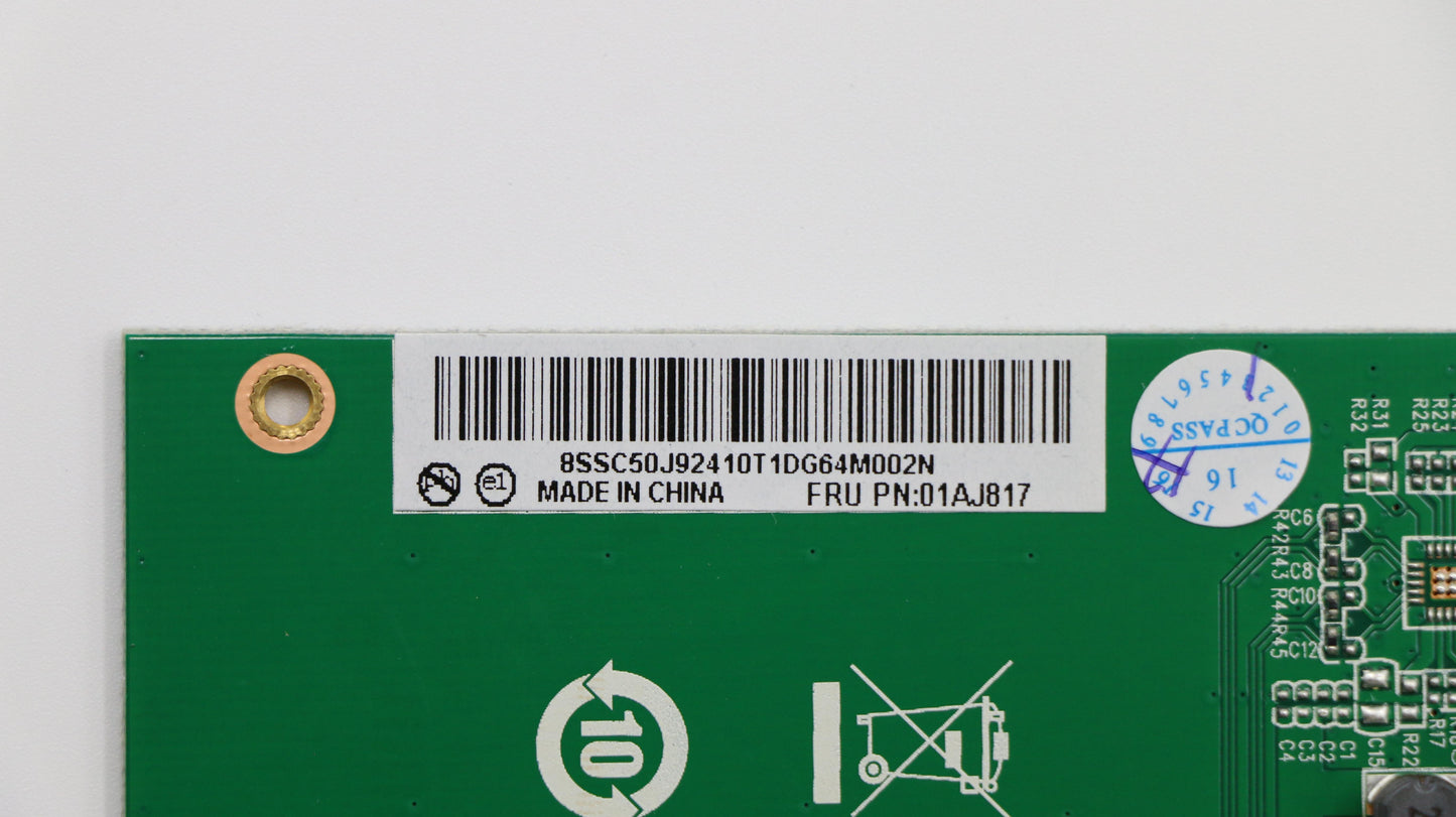 Lenovo Sd Solid State Drives - 01AJ817