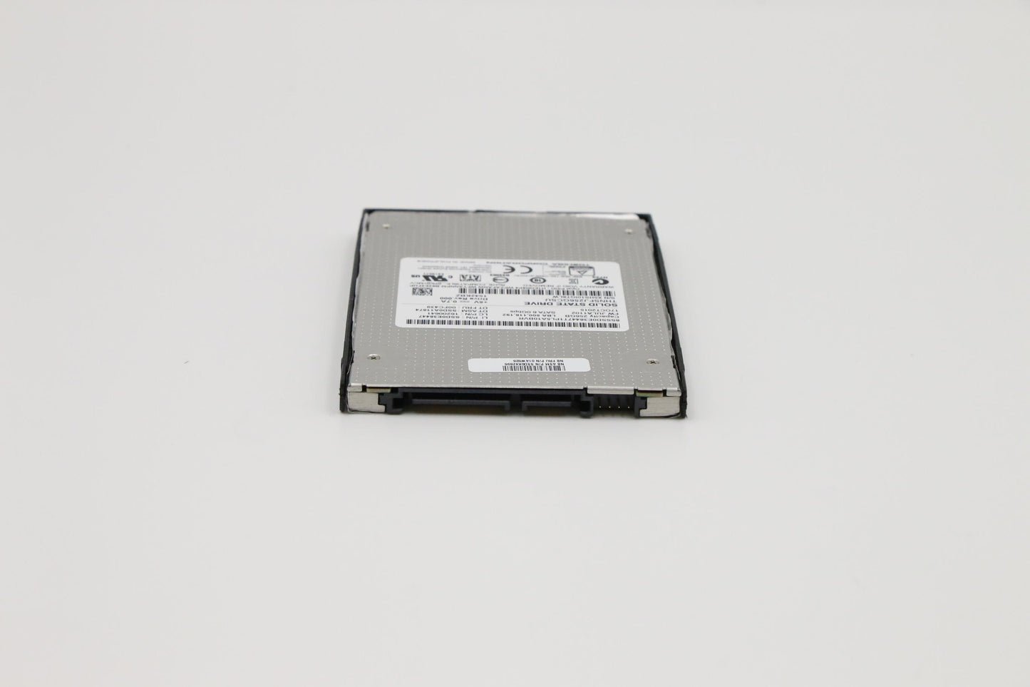 Lenovo Sd Solid State Drives - 01AW526