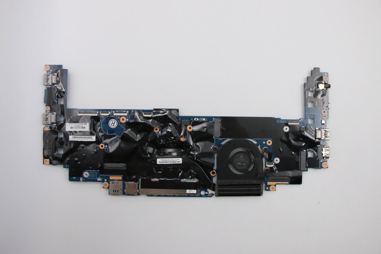 Lenovo Win,I5-7200U,Hd,8G,Tpm2 - 01AX845