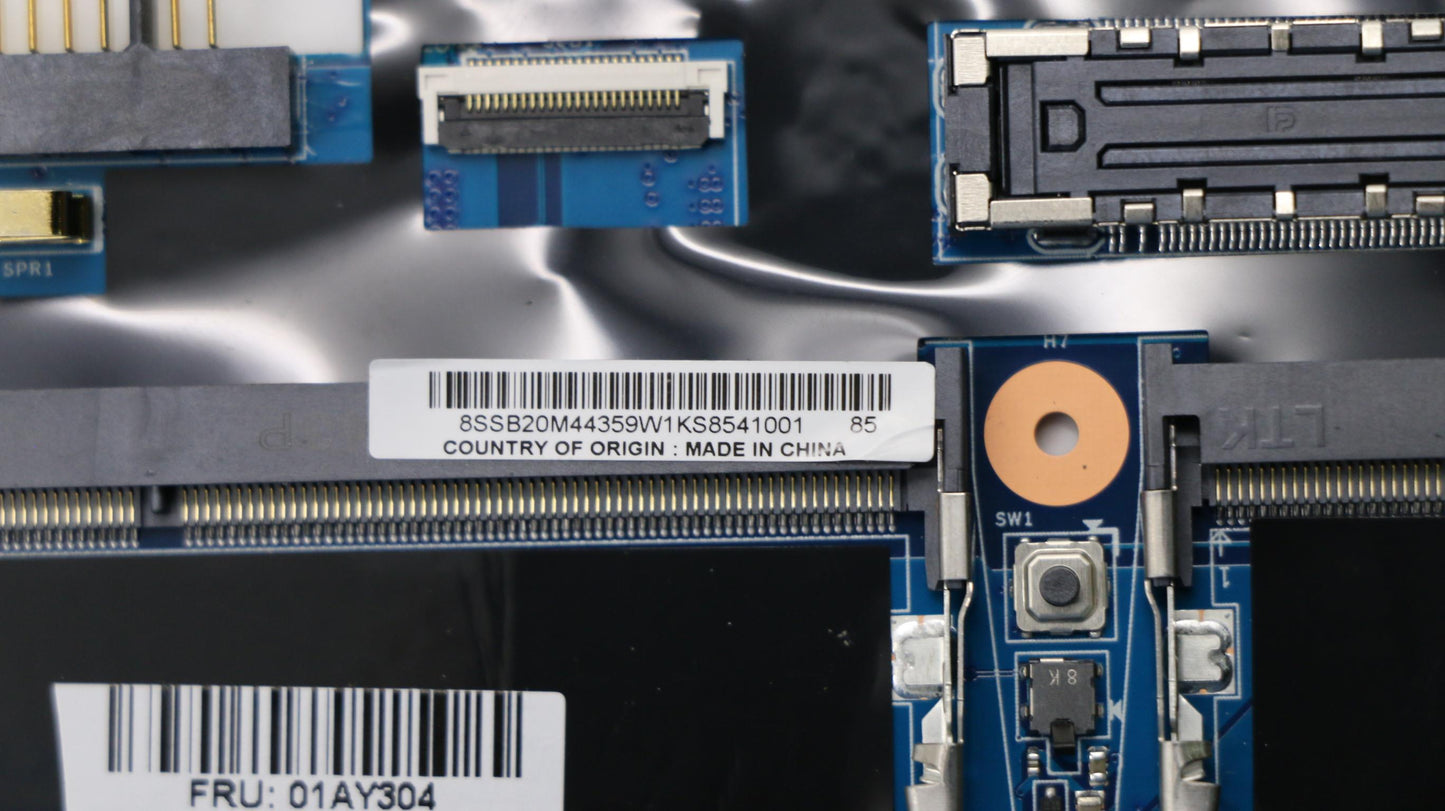 Lenovo Motherboard - 01AY304