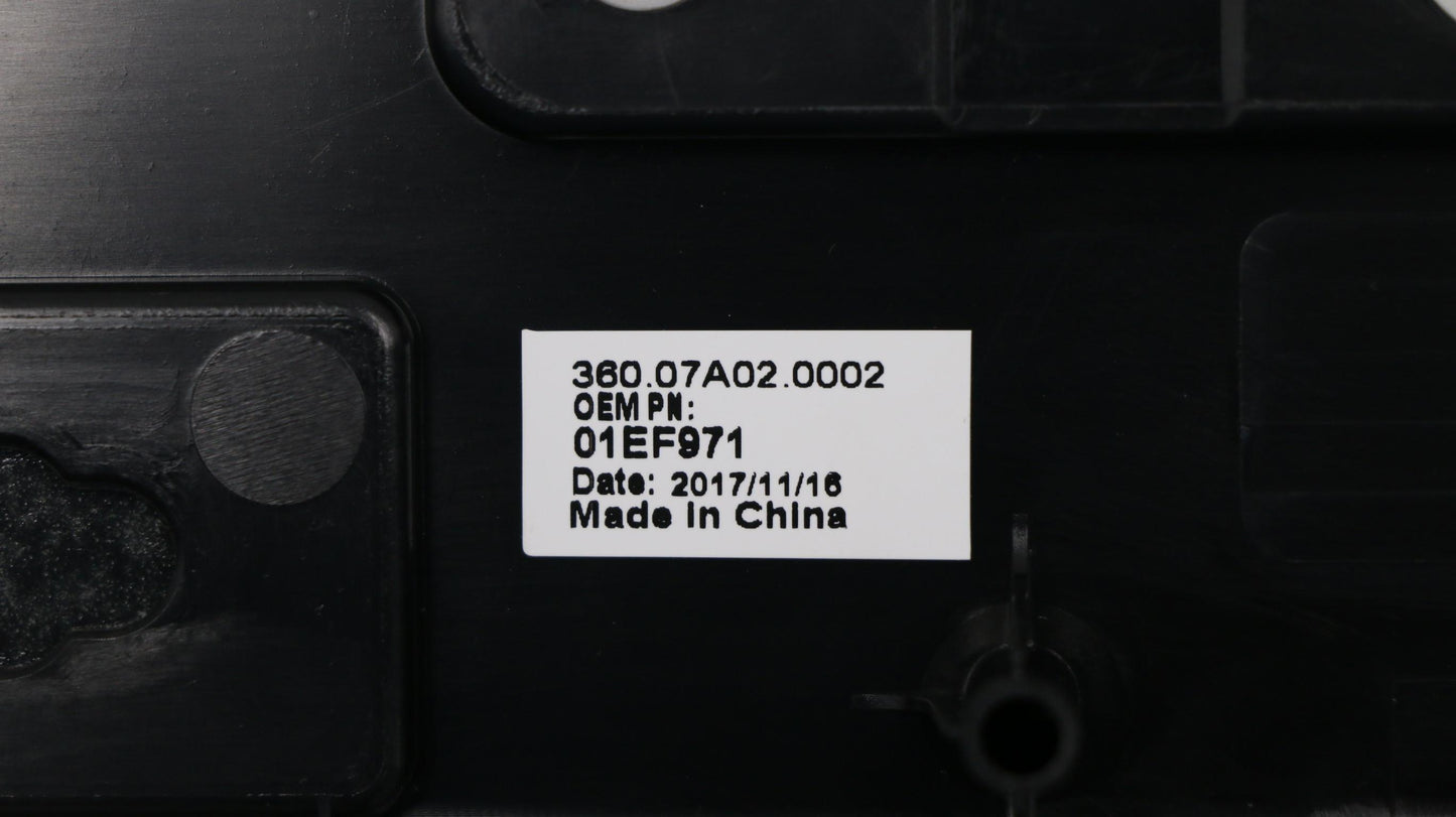 Lenovo Assembly_Cvr_Rear_Macao - 01EF971